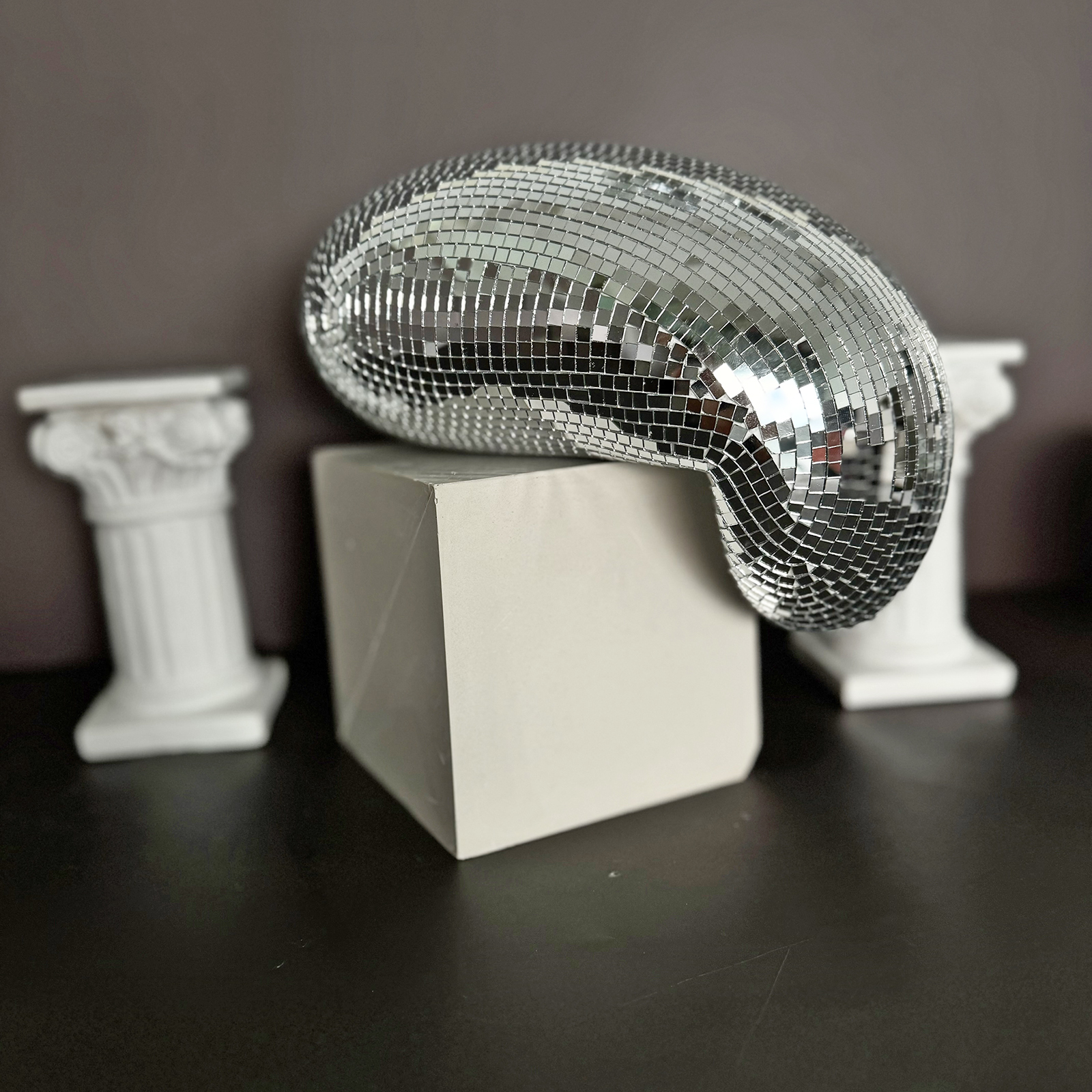 28cm Melted Disco Ball Mirror  – обзор и цена Home Decor Y2K